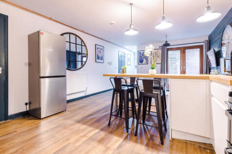 Flat 30, Shoe and Boot, Kitchen 2