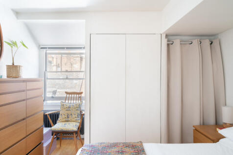 304177 - FLASK-WALK-41.jpg