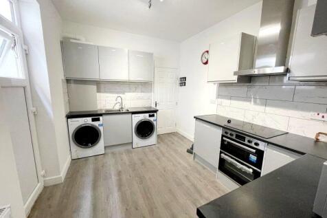 Communal Kitchen