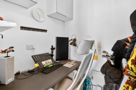 2stonechatcroftlarge6