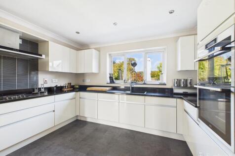 Kitchen- Mark Stephens EweMove Newmarket and Soham