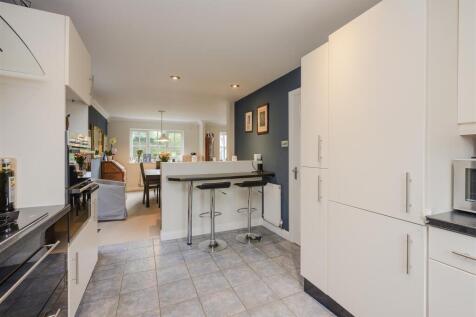 19FalconWood-5.jpg