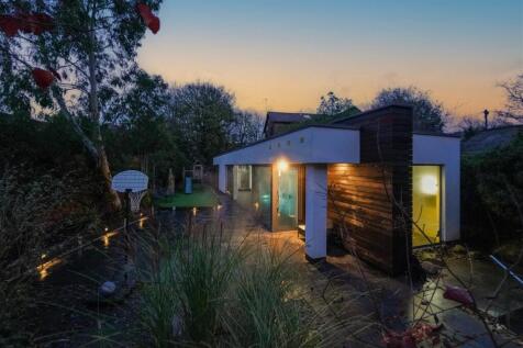 6 bed, 2 bath Semi-Detached in Manchester - Photo 15