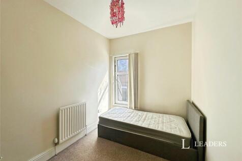 Bedroom (1)