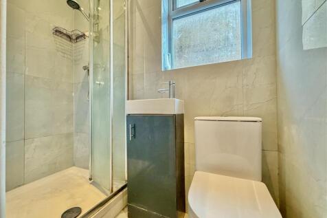 Shower Room/ WC