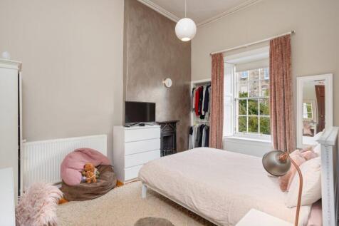 4 bed, 2 bath Town House in Edinburgh - Photo 27