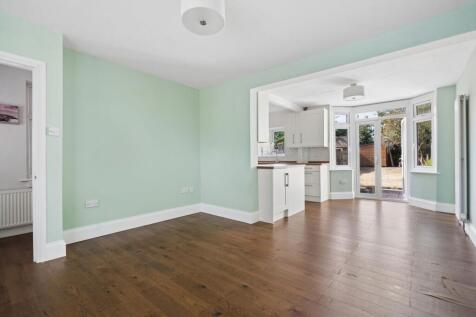Lounge / Dining Room