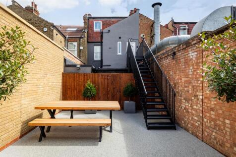 Northfields Avenue-11.jpg