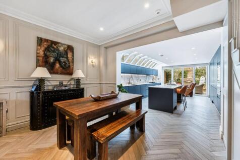 Dining Space 3