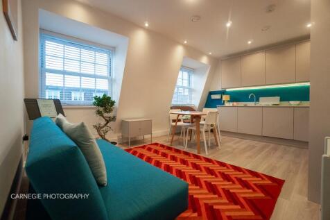 Kitchen/living room