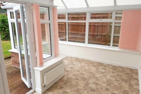 Coleridge Gardens, Burnham On Sea, Somerset, TA8 photo 5
