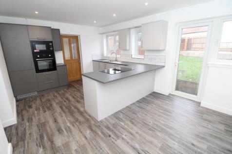 Kitchen &amp; Dining Room