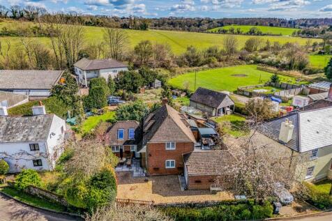 Stable Cottage-Aerials-Small-PorticoMarketing-Nexa