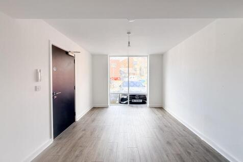 suite c, 60 Stamford New Road_office to let.jpg