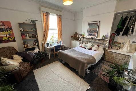 Brudenell Grove, Hyde Park, Leeds, LS6 photo 3