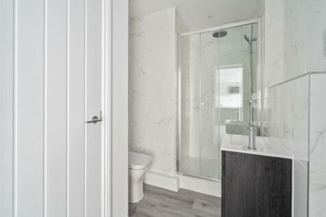 Warwick House - 22-5_lo.jpg