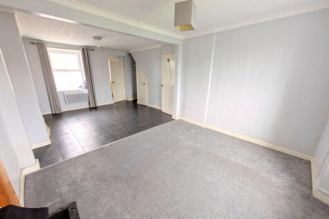 Living Area 3