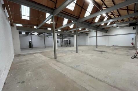 Warehouse to rent Image 3