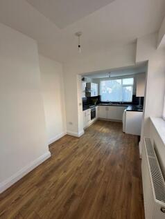 Curzon Road, Stretford, M32 photo 3