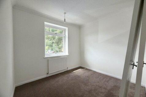 Vale Drive, Southampton, SO18 photo 4