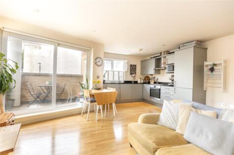 Reception-Kitchen