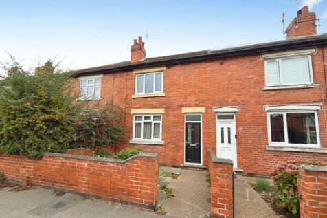 2-bed terraced on Grenville Road, Beeston, NG9, £1,100/mo