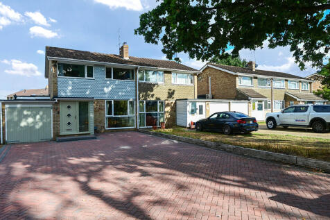 28 Darby Green La...