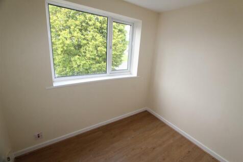 Stroud Avenue, Willenhall photo 5
