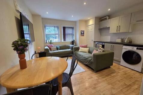 8 Harcourt Road, Harcourt House, Crookesmoor, S10 1DJ photo 3