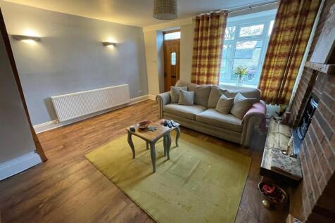 Front Street, Sherburn Village photo 3