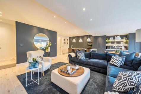 Reception Room/Open Plan Kitchen/Diner: