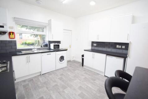 4-bed house on 12 Clarke Street, Broomhall, £459/mo
