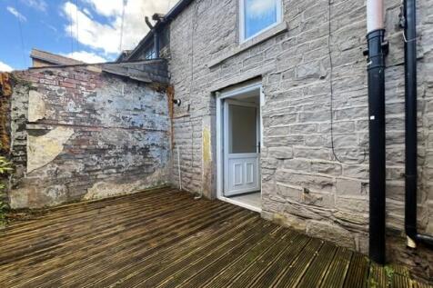 Rearyard T202609301614.jpg