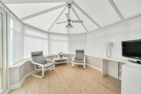 1341506-10-68b18e...