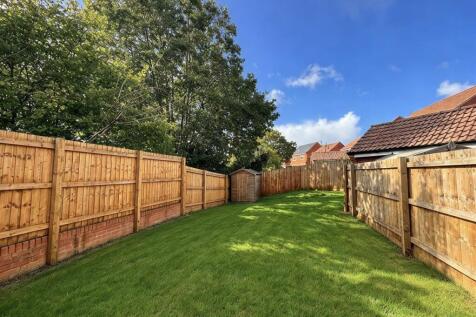 12 Pardon Rise - Garden.jpg