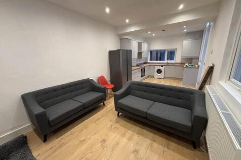 Living Room (1)