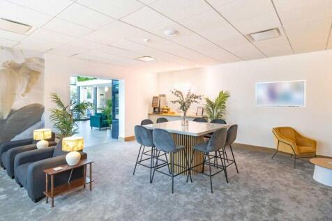 Office to rent Image 3