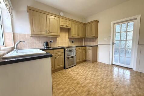 Gateford Road, Worksop photo 3