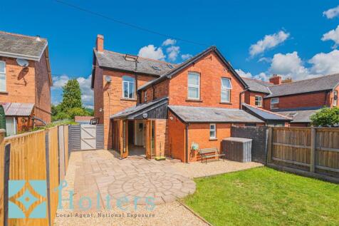 20 Ifron Road, Builth Wells-22.jpg
