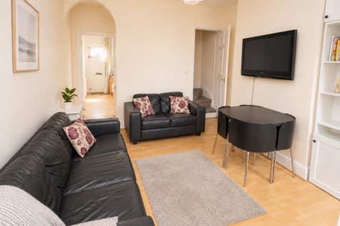 3-bed house on Leopold Street, Loughborough, £1,365/mo