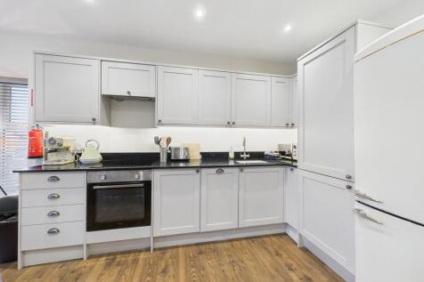 Open Plan Living/...
