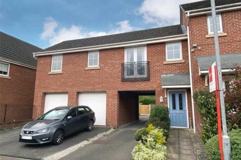 Newcastle, ST5 - property photo