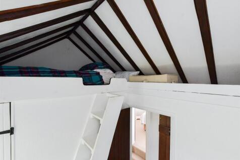Internal Feature