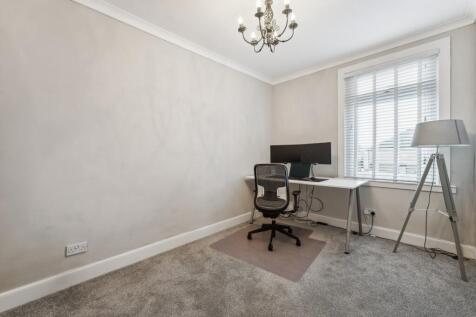 Grangeburn Road, Grangemouth, Stirlingshire, FK3 photo 5
