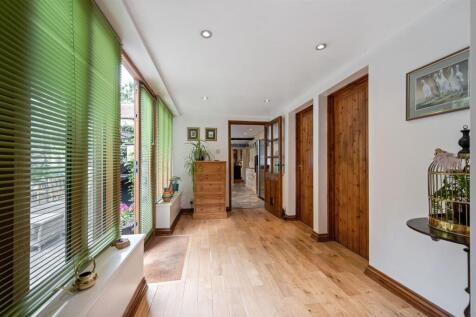 Spindlecroft WEB PH-51.jpg