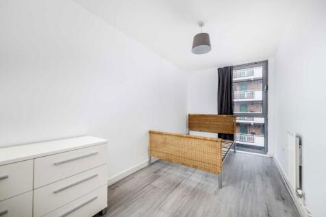 Umberston Street, Aldgate photo 4