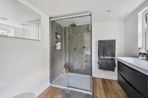 1344696-19-68bad1...