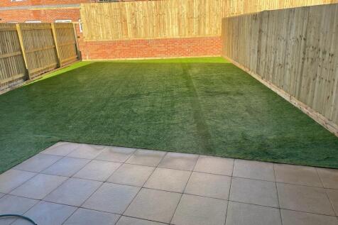 Garden 3.jpg