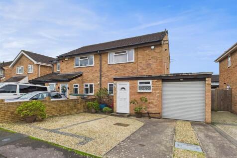 Gloucester, GL4 - property photo