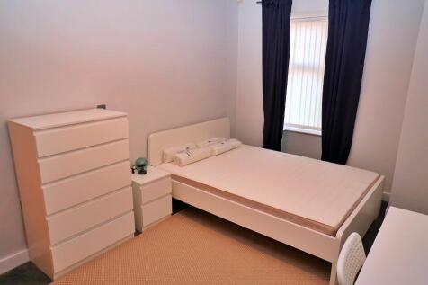 Room 1 (Pic 2)